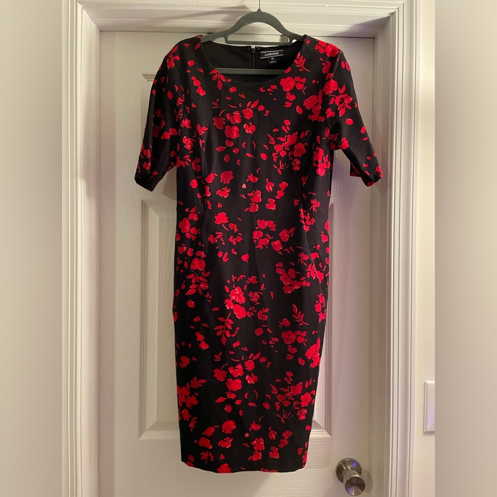 Lands end size 10 dress with pockets